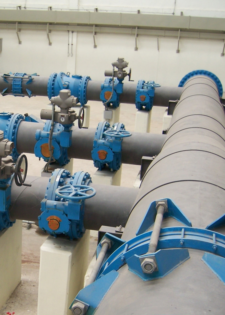 Pipeline, Fittings, Valves & Equipments For Industrials
